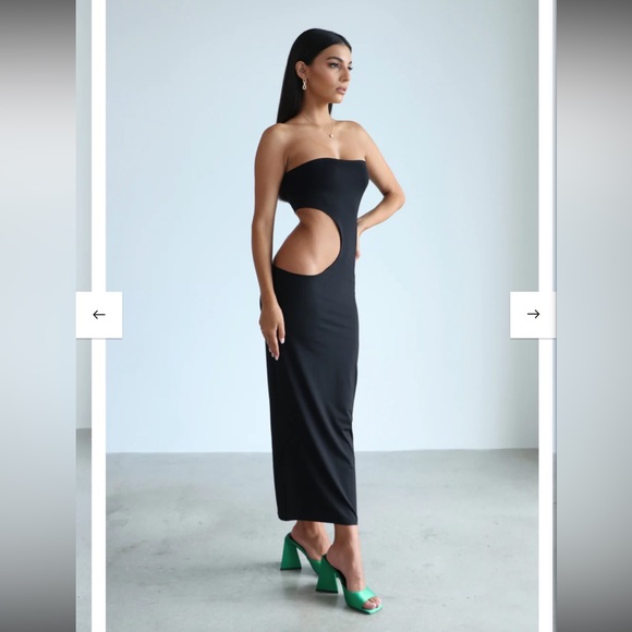 ANOMIS MAXI BLACK DRESS - Picture 2 of 3